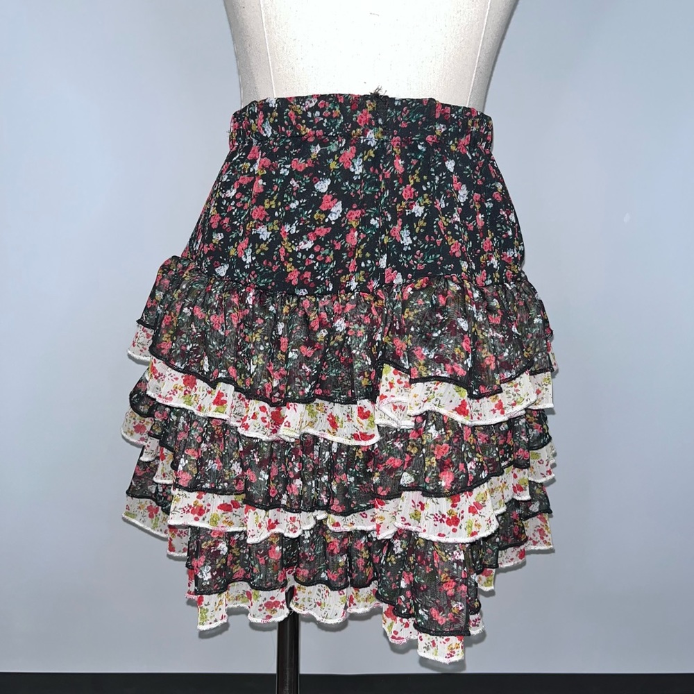 OLIVE des OLIVE Black Floral Poppy Tiered Ruffle Short Mini Skirt XS/S